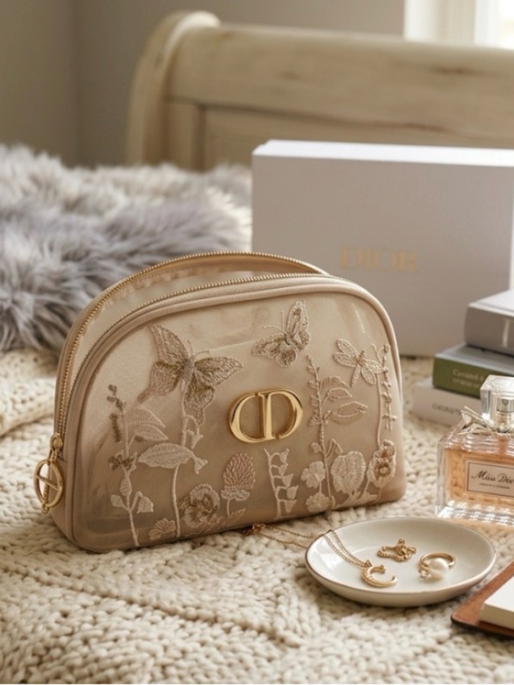 Dior Limited Edition Butterfly Embroidery Cosmetic Trousse Make Up Bag CD Charm - Picture 2 of 8